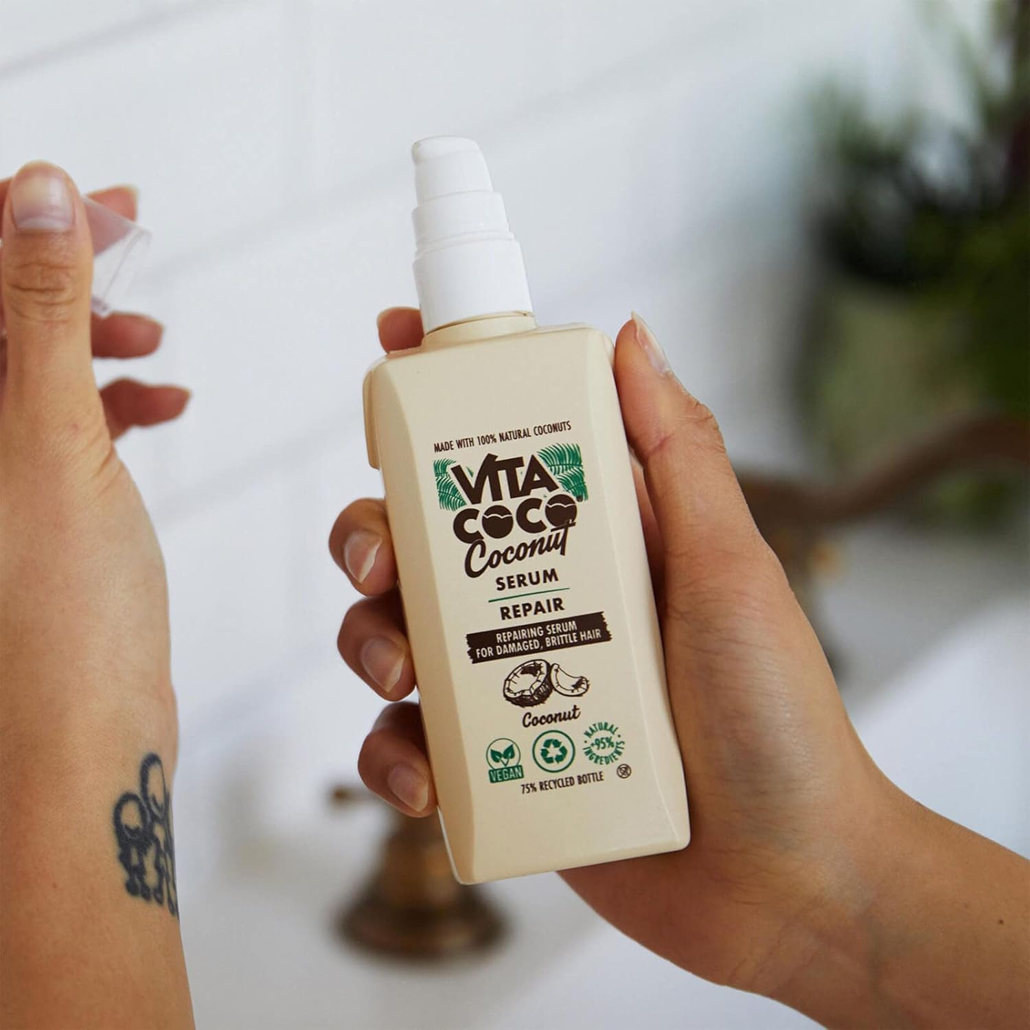 Vita Coco Coconut Repair Serum for Damaged Hair 150ml, 95 Percent+ Natural Repairing Hair Treatment, protects and repairs, for all hair types