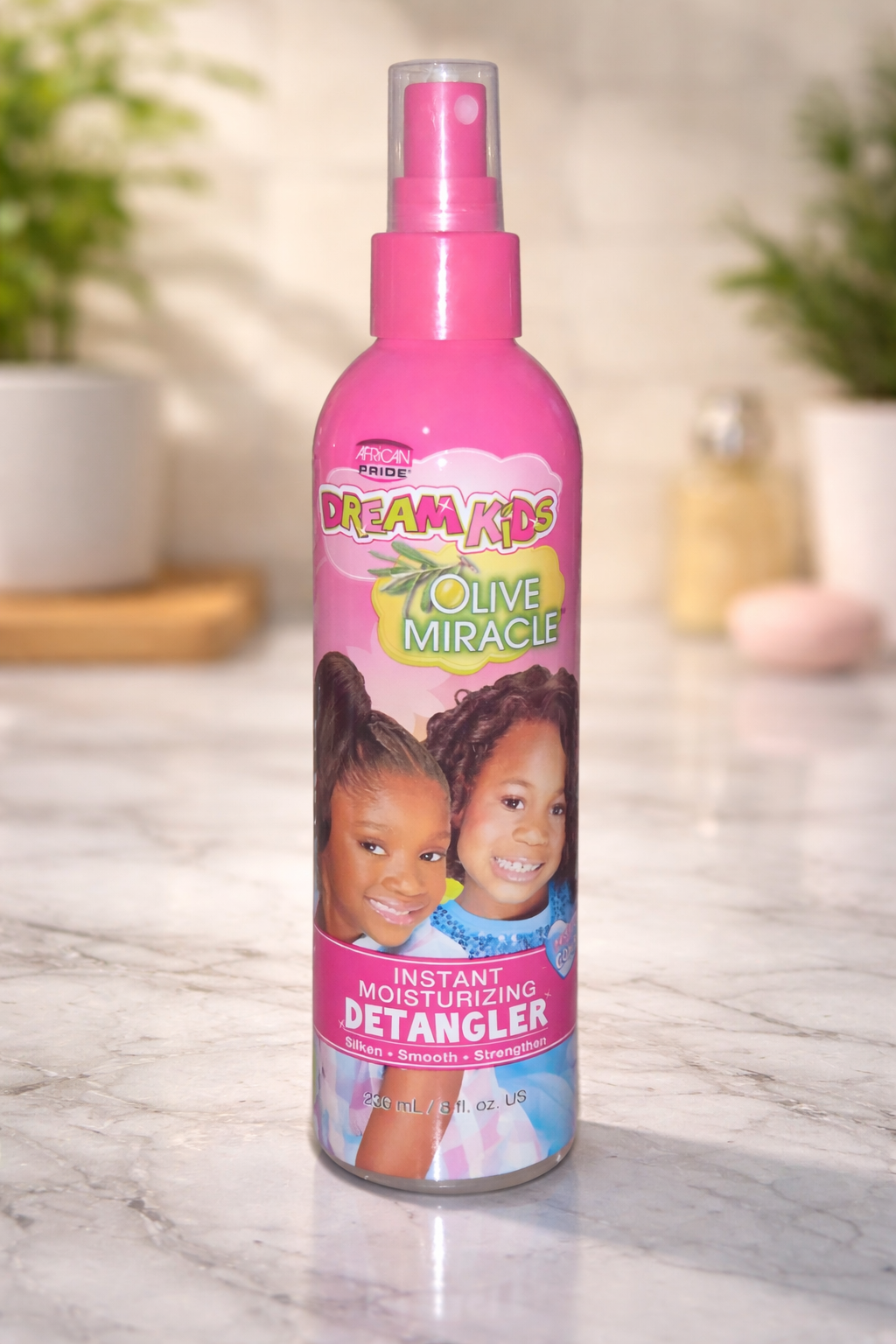 African Pride Dream Kids Olive Miracle Instant Moisturizing Detangler - (236 ml )
